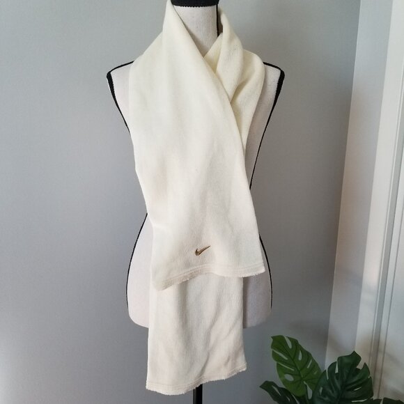 Nike scarf - Picture 1 of 3